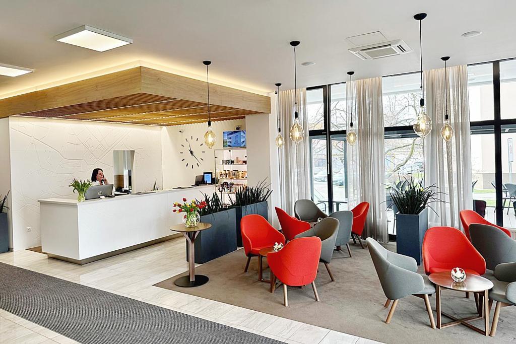 Hotel Restart Superior Jicin Luaran gambar