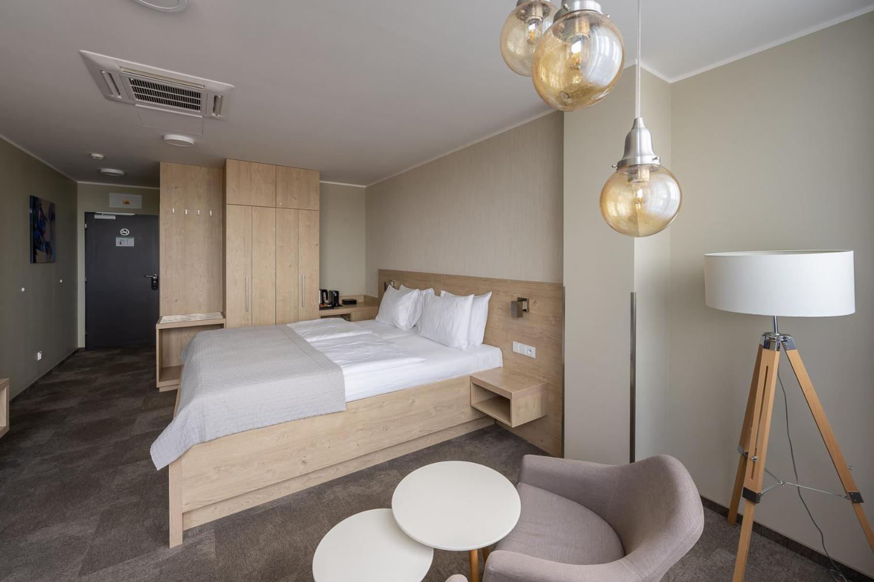 Hotel Restart Superior Jicin Bilik gambar